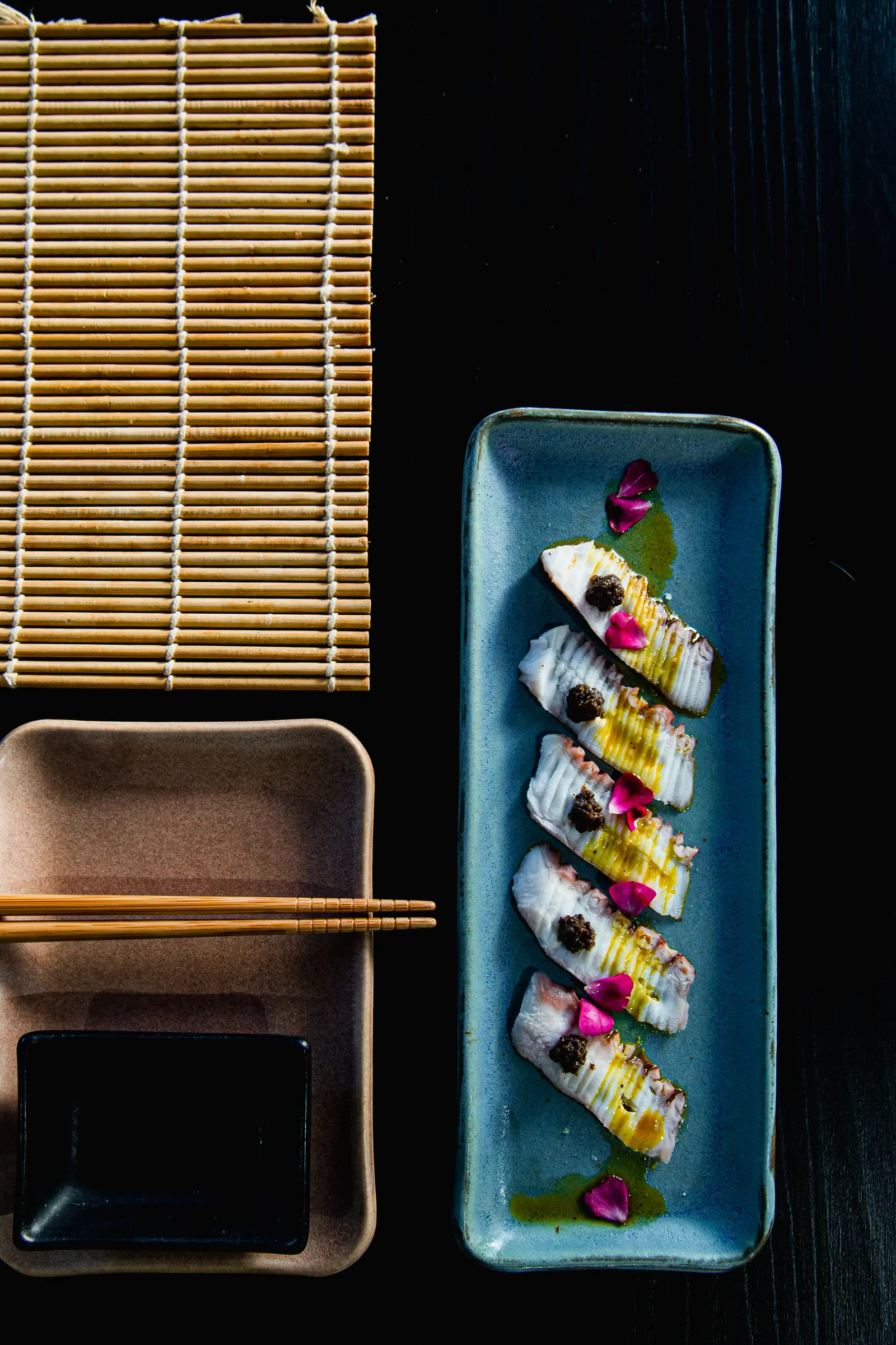 Octopus sashimi with curry